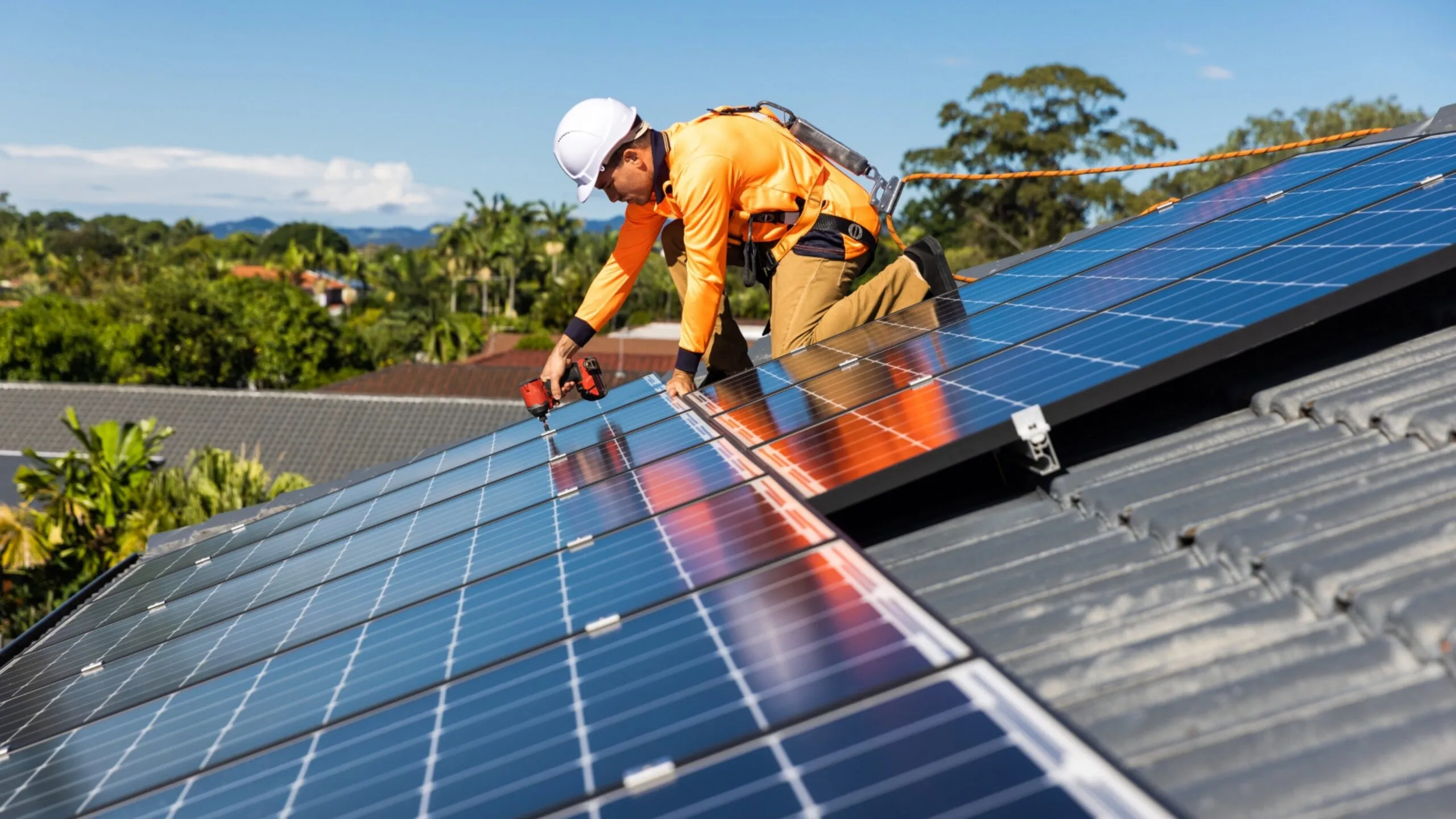 Impianto fotovoltaico: stesso sole, due risultati